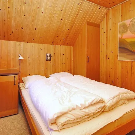 Holiday Tues C- 4927 Tatil Evi Hemmet